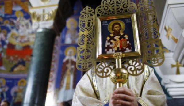 Tragedie în Biserica Ortodoxă. Un preot cunoscut a murit în mijlocul străzii, după slujbă