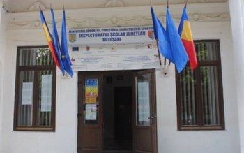 Vezi lista cu directori și …