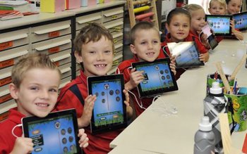 Toţi elevii acestui judeţ vor …