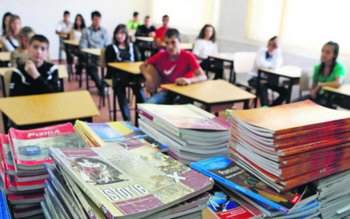 Elevii din România vor învăţa …