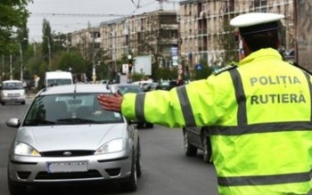 Peste o sută de poliţişti …