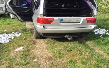 BMW folosit pentru transportul ţigărilor …