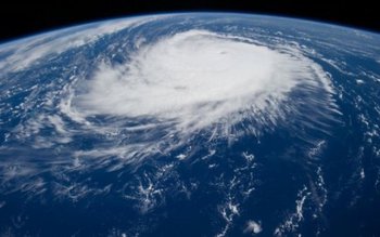 ALERTĂ! Un uragan format în …