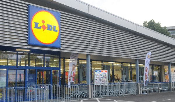 Decizie ŞOC de la LIDL. La numai şase ani după ce a venit în România, retailerul a făcut ANUNŢUl care zguduie piaţa din România