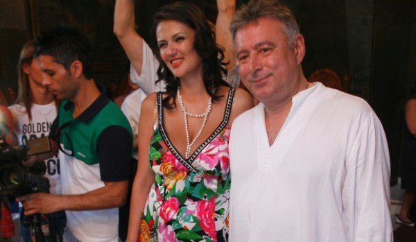 Mădălin Voicu a divorțat de soție și are o nouă iubită. Tumultuoasa viaţă amoroasă a politicianului