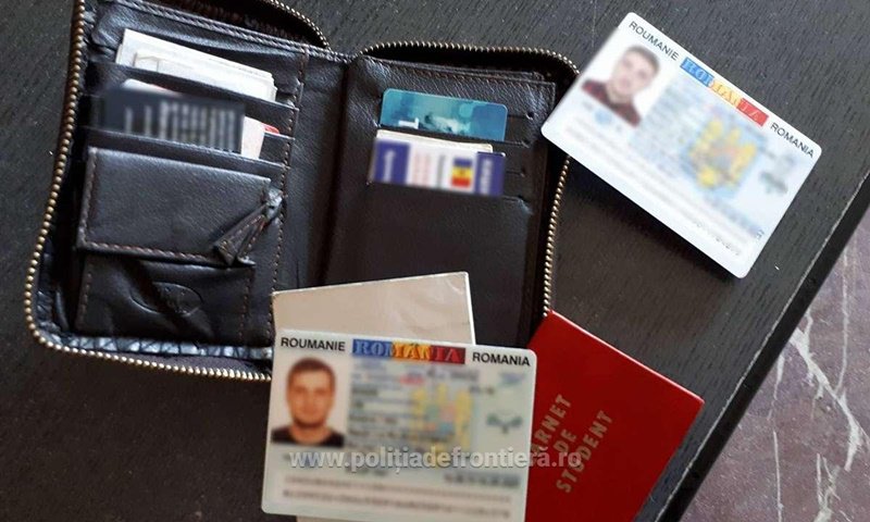 Documente de identitate româneşti false, depistate la controlul de frontieră - FOTO