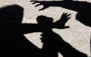 Bătaie între adolescenți începută într-un …