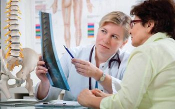 Osteoporoza nu vine doar din …