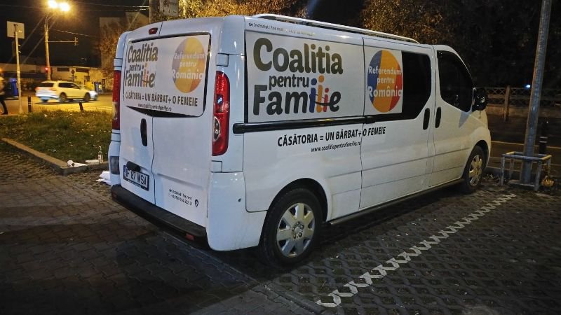 Astăzi la Botoșani: Coaliția pentru Familie a dat startul circuitului național de caravane „Referendum pentru Romȃnia”