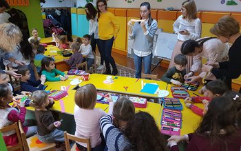 Membrii Cercului de lectură de …