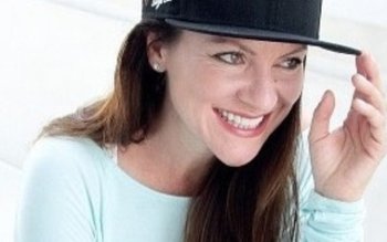 Povestea româncei care produce câteva …