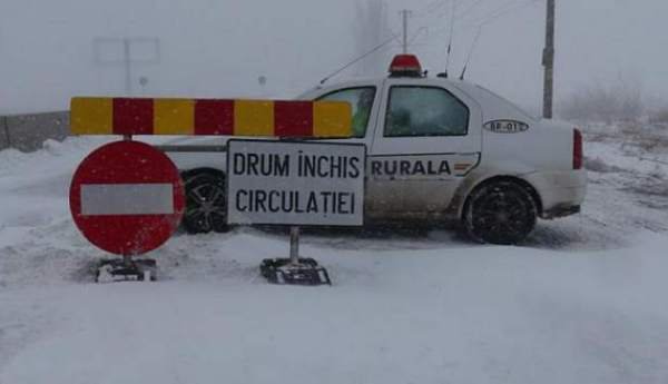 Șase DRUMURI naționale ÎNCHISE. Polițiștii, informații de ULTIMĂ ORĂ din trafic. TOT ce trebuie să știți înainte de a pleca la drum!