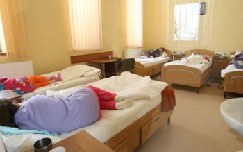 Centrele de asistenţă medico-socială din …