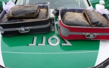 Doi români, arestați în Germania, …