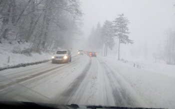 Blocați în nămeți la Sinaia: …