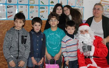 „Să fim buni de Crăciun” …