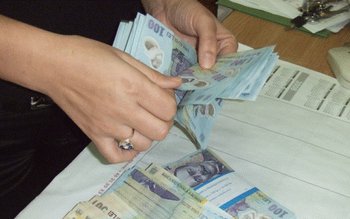 AJOFM Botoșani: Niște bani pentru …