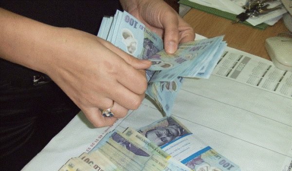 AJOFM Botoșani: Niște bani pentru șomeri... Vezi cine are de primit