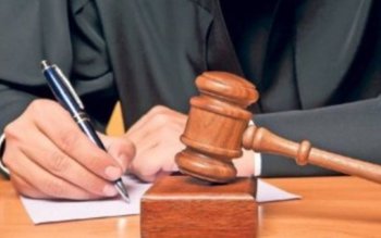 Trei noi judecători și un …