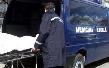 Descoperire şocantă! Bărbat găsit înecat …