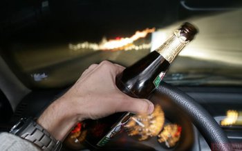 Șoferi amețiți de aburii alcoolului …