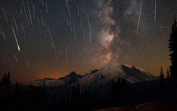 Ploaie de stele în această …