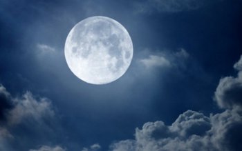 Prima eclipsă de Lună Albastră …