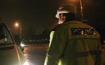 Polițist sucevean, lovit cu mașina …