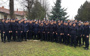 49 de elevi în practică …