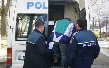 Autorul incendiului de autoturism de …