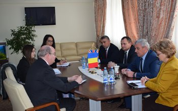 Ambasadorul Marii Britanii s-a întâlnit …