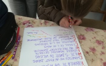 Manifestări comemorative aduse de elevii …