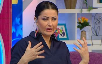 Gabriela Cristea trage cu dinții …