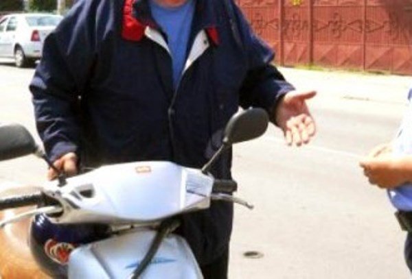 Botoșănean sancționat cu dosar penal după o plimbare cu motoscuterul