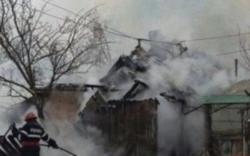Locuință distrusă parțial de un …