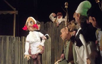 Copiii, părinţii și bunicii sunt …