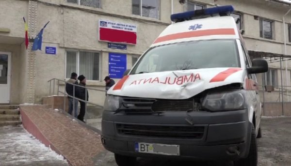 Încă o ambulanţă implicată într-un accident rutier în județul Botoșani