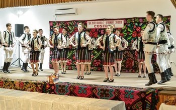 Şezătorile iernii la Răchiţi-Costeşti - …