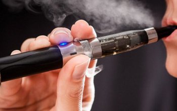 Țigările electronice cresc riscul unei …