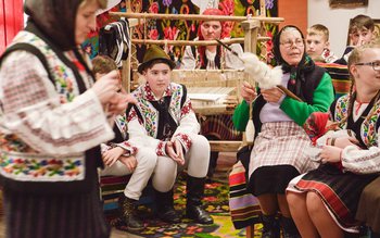 Şezătorile iernii: Vlăsineşti – aşezare …