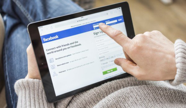 Informații pe care nu e bine să nu le divulgi pe Facebook