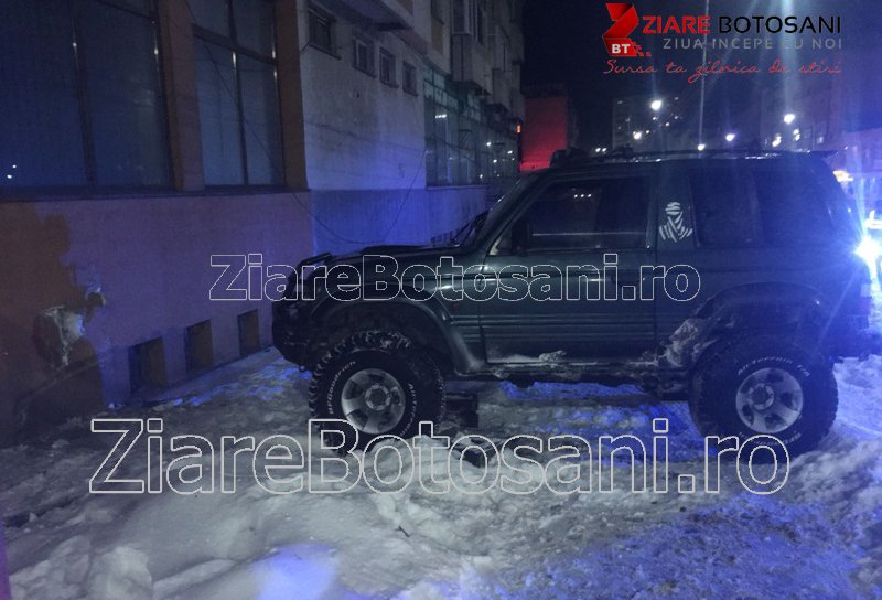 Accident deosebit grav! Adolescent izbit pe trotuar de o mașină - FOTO