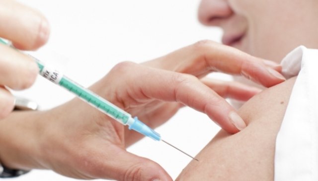 Legea vaccinării nu a trecut! Articolul care trebuie rescris pentru a nu deveni neconstituțional