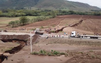 Falie uriaşă apărută în Africa. …