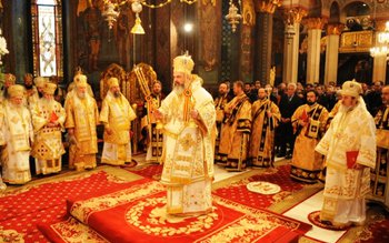 Doi Sfinți români au fost …