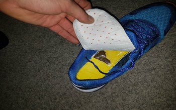 Un tânăr consumator de droguri, …