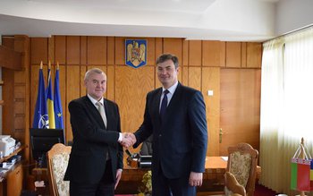 Prefectul Dan Șlincu și directori …