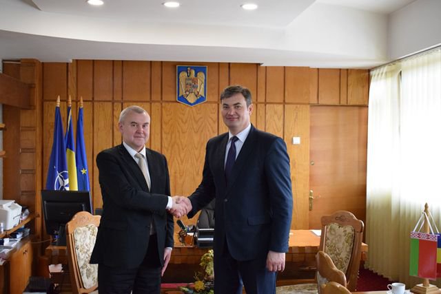 Prefectul Dan Șlincu și directori de instituții deconcentrate, întâlnire cu Ambasadorul Republicii Belarus - FOTO