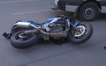 Motociclist accidentat după o depășire …
