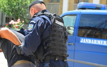 Și-a bătut concubina după care …